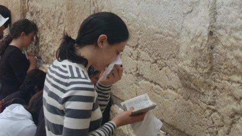 娱乐圈里的人吃瓜图片,明星们的幕后趣闻大揭秘